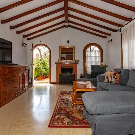 Almendros Будинок відпочинку