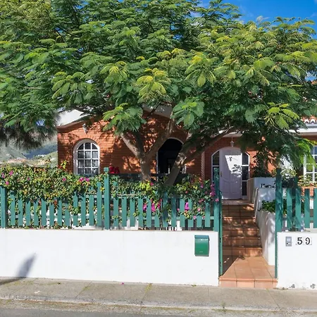 Будинок відпочинку Almendros *