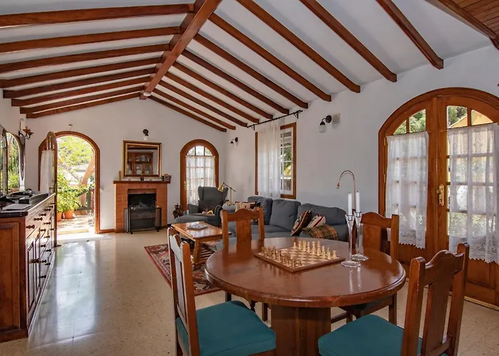 Будинок відпочинку Almendros